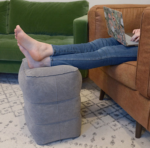 inflatable travel footrest pillow with air